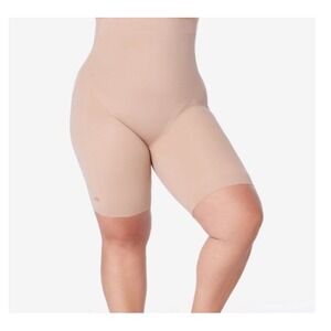 RUBY RIBBON Size Medium HIGH WAIST SHAPING SHORT Style 1995